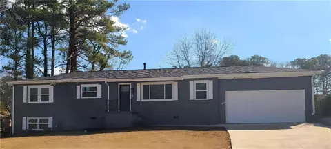 1800 Pinedale Dr NW, Atlanta, GA 30314