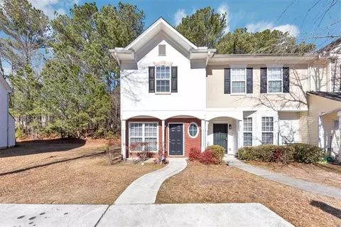 1689 Camden Forrest Trl, Riverdale, GA 30296