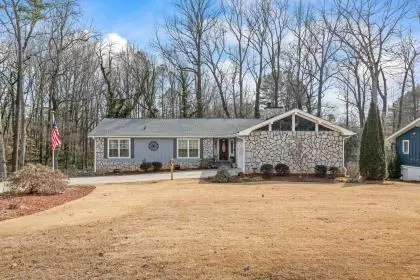 4614 Candy Ln NW, Lilburn, GA 30047