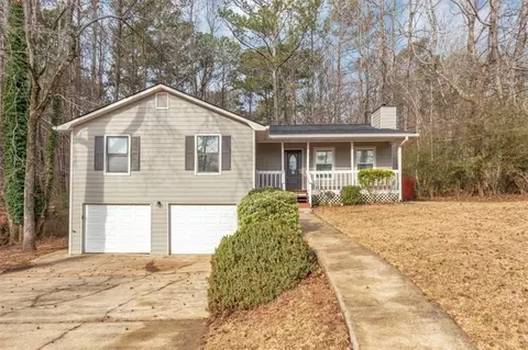 4025 Casa Verde Dr, Atlanta, GA 30349