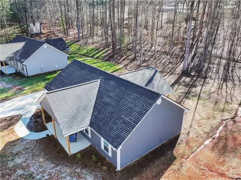 View/Area - 135 Tabitha Page Ln, Toccoa, GA 30577 photo 2 of 7