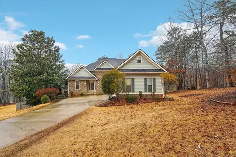 6181 Long Shore Dr, Douglasville, GA 30135