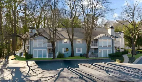 2732 Suwanee Way SE, Marietta, GA 30067