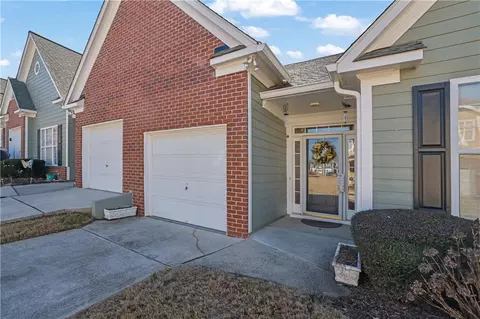 6316 Shoreview Cir #31, Flowery Branch, GA 30542