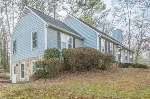 118 Knotts Landing Dr, Woodstock, GA 30188