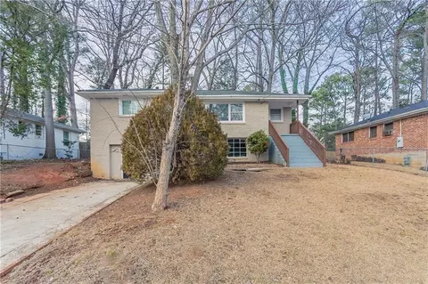 2906 Monterey Dr, Decatur, GA 30032