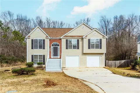 5825 Waggoner Cv, Rex, GA 30273