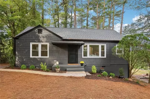 225 Amy Dr NE, Marietta, GA 30060