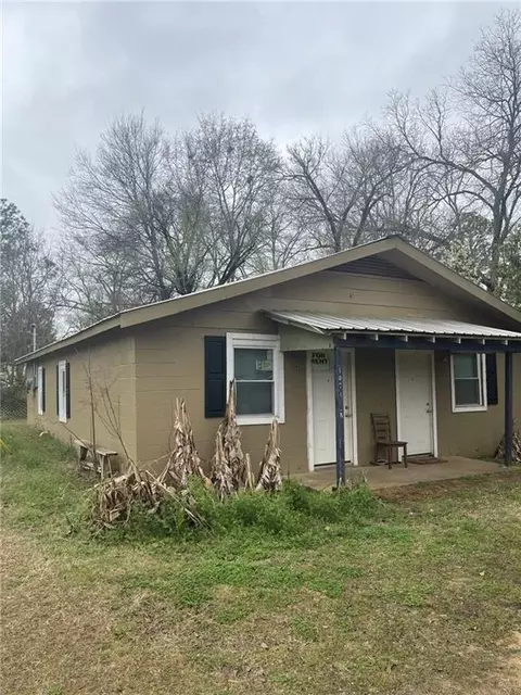 1074 Lemon St NE, Dawson, GA 39842