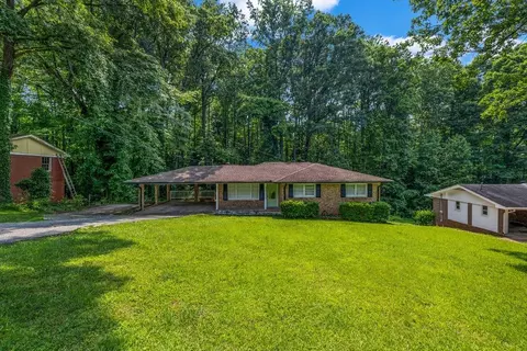 6467 Joanna St, Lithia Springs, GA 30122