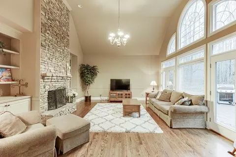 Living - 3323 Glen Devon Ln, Berkeley Lake, GA 30096 photo 3 of 5