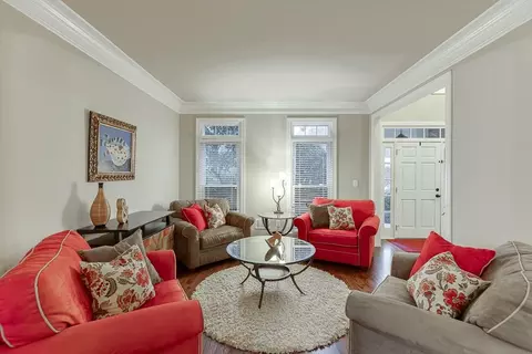 Living - 3323 Glen Devon Ln, Berkeley Lake, GA 30096 photo 1 of 5
