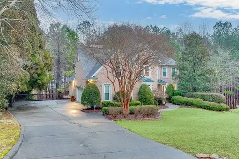 Exterior - 3323 Glen Devon Ln, Berkeley Lake, GA 30096 photo 2 of 11