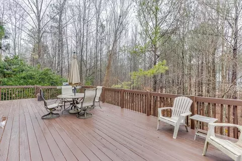 Exterior - 3323 Glen Devon Ln, Berkeley Lake, GA 30096 photo 5 of 11
