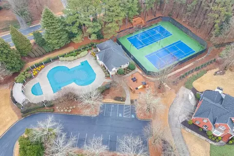 View/Area - 3323 Glen Devon Ln, Berkeley Lake, GA 30096 photo 2 of 2