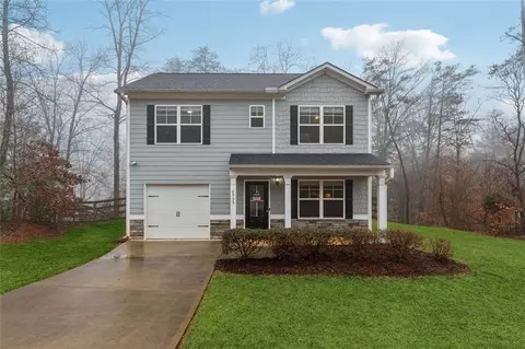 6535 Terracewood Ln, Gainesville, GA 30506