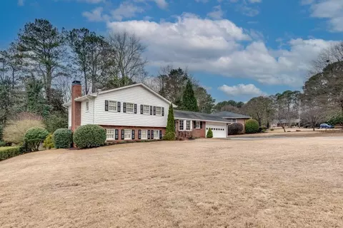 1833 Queens Way, Chamblee, GA 30341 photo 40