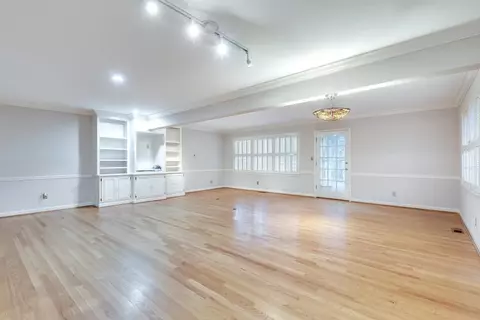 1833 Queens Way, Chamblee, GA 30341 photo 14