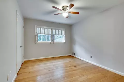 1833 Queens Way, Chamblee, GA 30341 photo 19