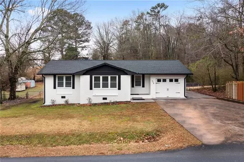 379 Lovebridge Rd SE, Calhoun, GA 30701