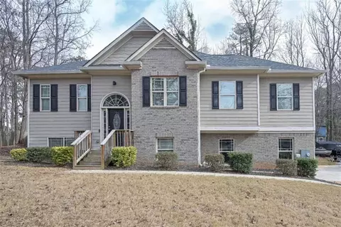 6982 Springwood Dr, Douglasville, GA 30135