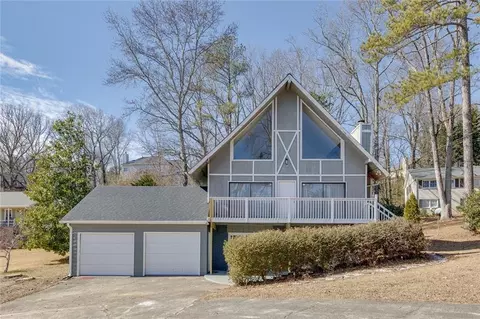 3033 Lilian Ct, Marietta, GA 30066
