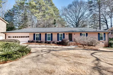 1523 Country Squire Ct, Decatur, GA 30033