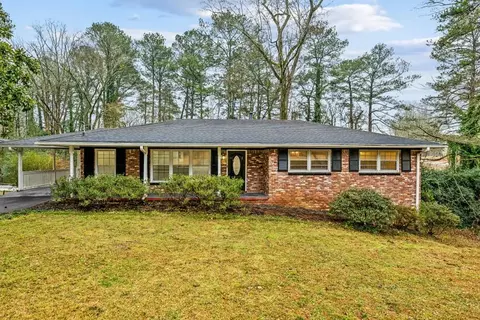699 Cheviot Dr, Decatur, GA 30032