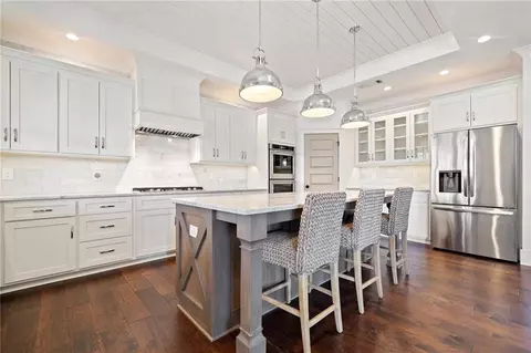 Kitchen - 113 Brookfield Ct SE, White, GA 30184 photo 6 of 8