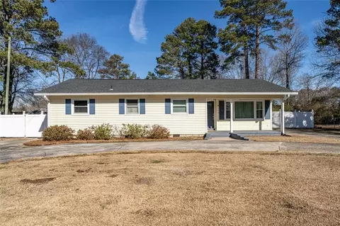 9 Monroe Dr NE, Rome, GA 30165