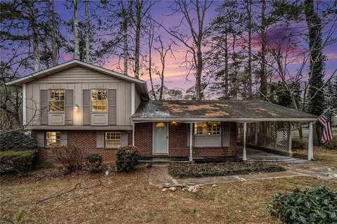 3310 Chisholm Trl SW, Marietta, GA 30060