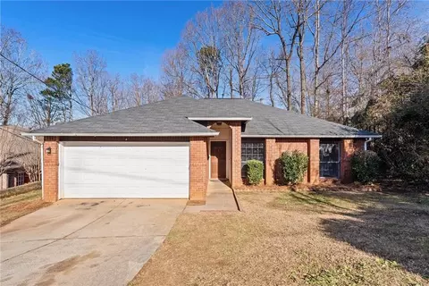 1440 Teaberry Cir, Lawrenceville, GA 30044