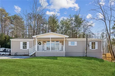 6239 Malibu Rdg, Flowery Branch, GA 30542