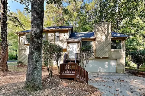 4049 Maxanne Dr NW, Kennesaw, GA 30144