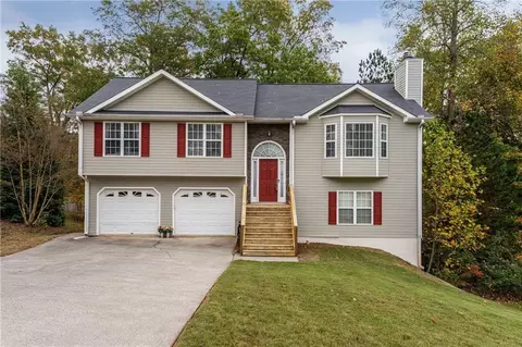 2064 Queensbury Dr, Acworth, GA 30102