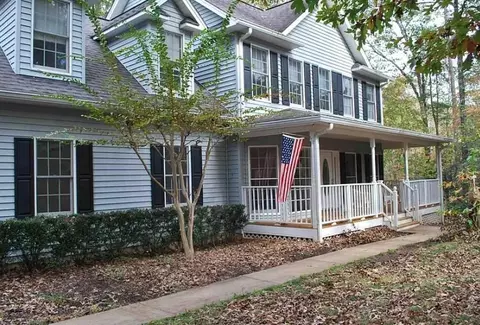 98 Headwater Trl, Dahlonega, GA 30533