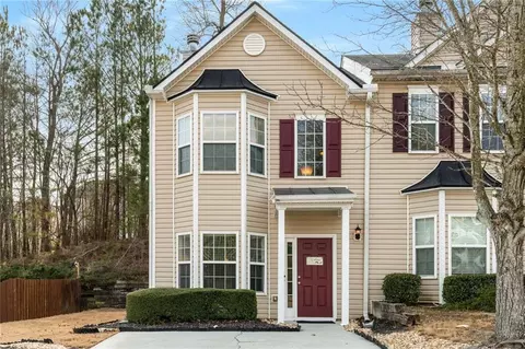 5218 Birch Ct, Oakwood, GA 30566