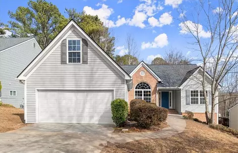 2040 Mina Ln, Buford, GA 30518