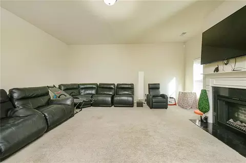 1054 Lehavre Ct, Hampton, GA 30228 photo 8