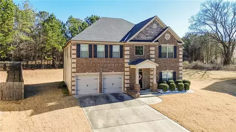 1054 Lehavre Ct, Hampton, GA 30228 photo 3