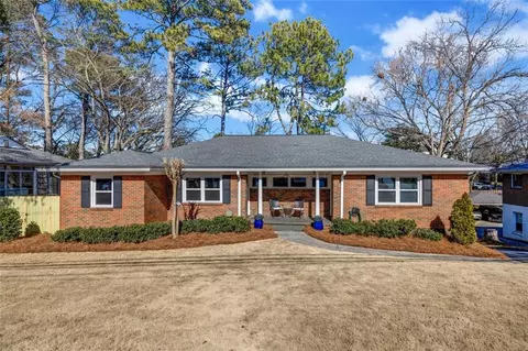 582 Wimbledon Rd, Atlanta, GA 30324