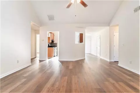 1013 Bluecoat Cir, Hampton, GA 30228 photo 5