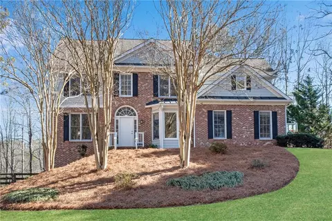 302 N Brooke Dr, Canton, GA 30115