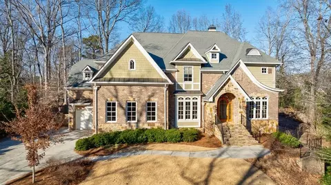 2406 Greenglade Rd NE, Atlanta, GA 30345