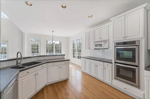 6455 Rutherford Pl, Suwanee, GA 30024 photo 11