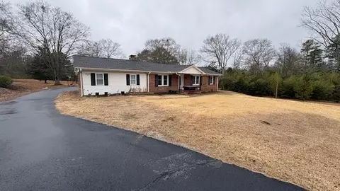 1537 Hartwell Hwy, Elberton, GA 30635
