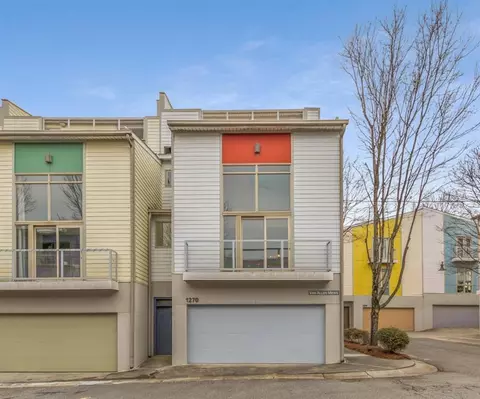1270 Van Allen Mews NW, Atlanta, GA 30318