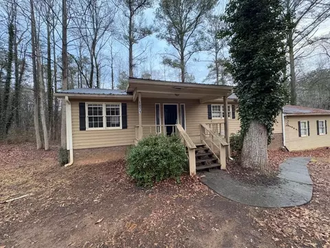 6871 Lakeshore Dr, Douglasville, GA 30135