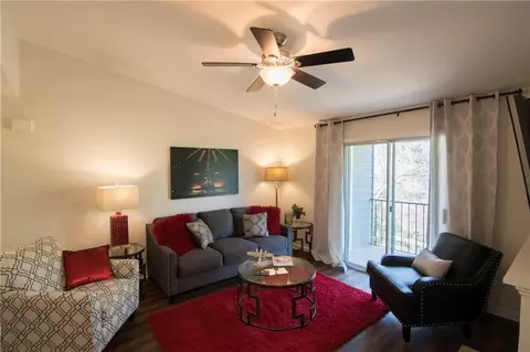 547 Granville Ct, Atlanta, GA 30328