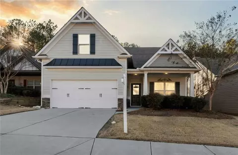 355 Hawthorne Ridge Cir, Dallas, GA 30132